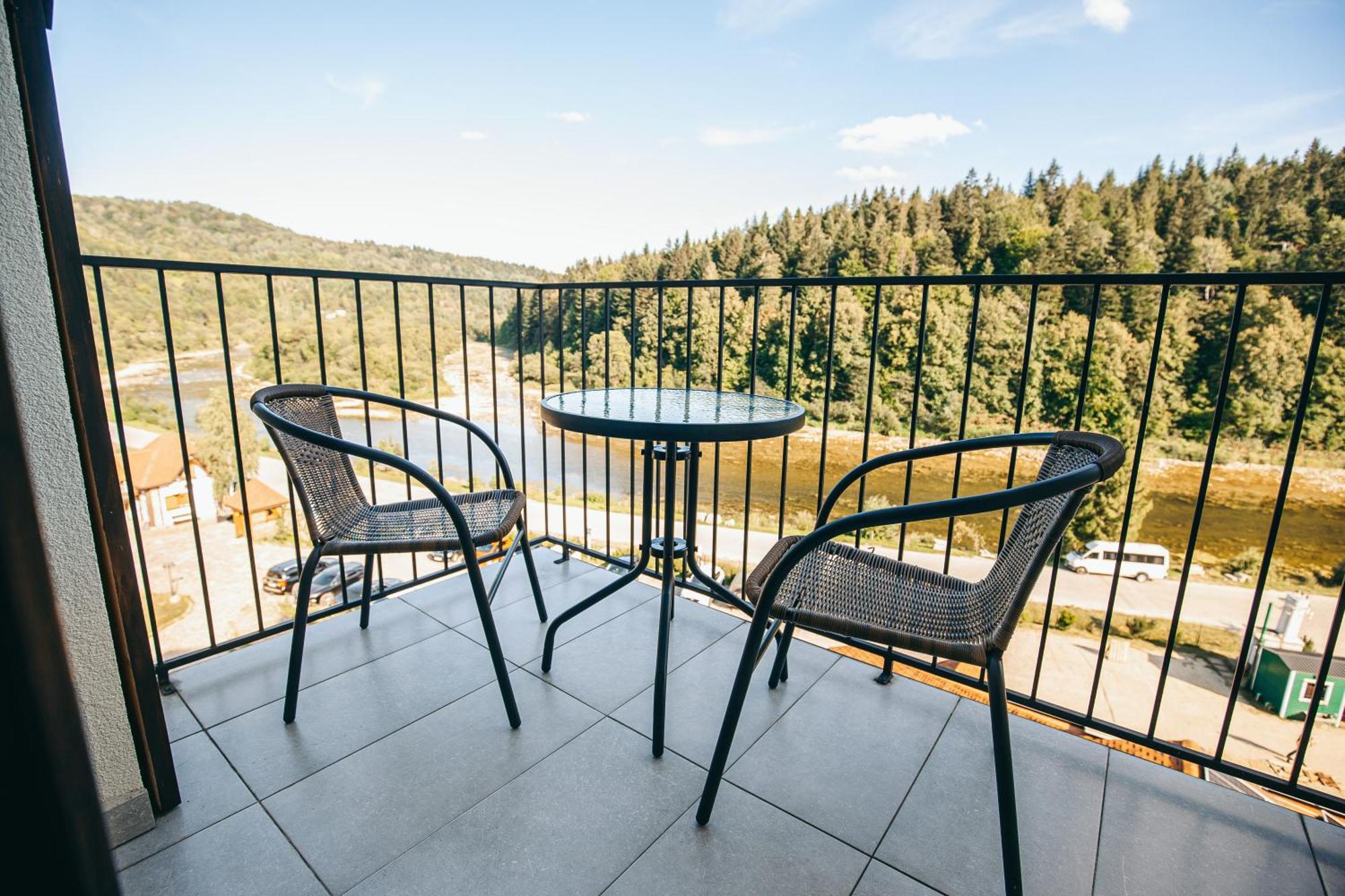 Osonnya Karpaty Resort Medical & Spa Skhidnytsia ภายนอก รูปภาพ